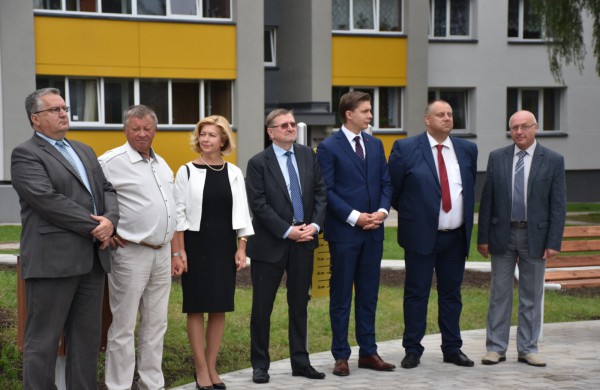 Jonavos gimtadienį plovęs lietus šventinės nuotaikos nesugadino