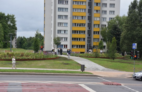 Jonavos gimtadienį plovęs lietus šventinės nuotaikos nesugadino