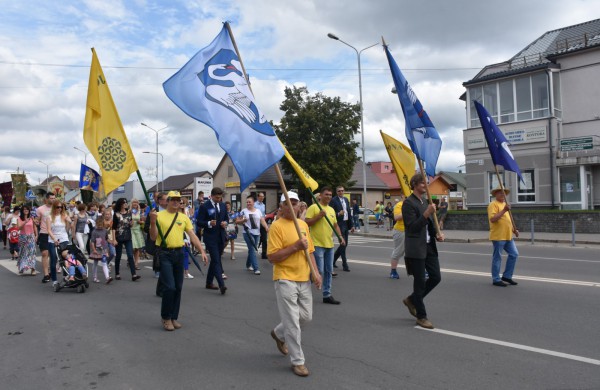 Jonavos gimtadienį plovęs lietus šventinės nuotaikos nesugadino