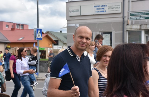 Jonavos gimtadienį plovęs lietus šventinės nuotaikos nesugadino