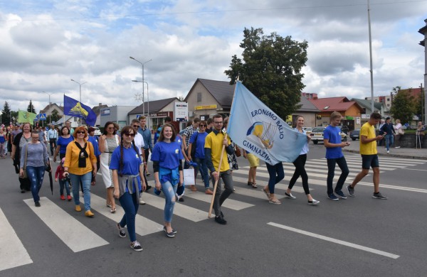 Jonavos gimtadienį plovęs lietus šventinės nuotaikos nesugadino