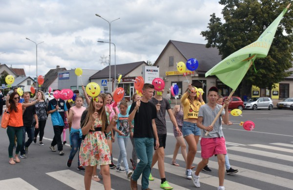 Jonavos gimtadienį plovęs lietus šventinės nuotaikos nesugadino