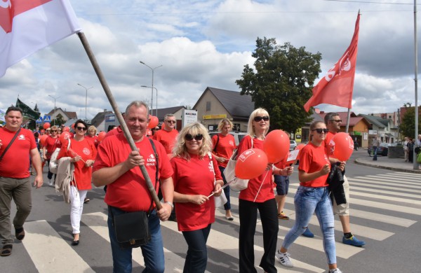 Jonavos gimtadienį plovęs lietus šventinės nuotaikos nesugadino