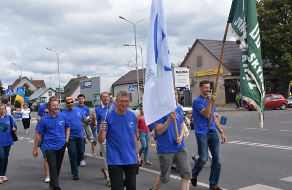 Jonavos gimtadienį plovęs lietus šventinės nuotaikos nesugadino
