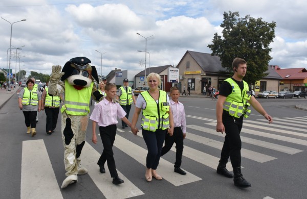 Jonavos gimtadienį plovęs lietus šventinės nuotaikos nesugadino