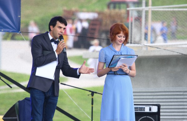 Jonavos gimtadienį plovęs lietus šventinės nuotaikos nesugadino