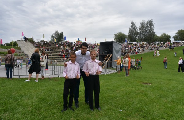 Jonavos gimtadienį plovęs lietus šventinės nuotaikos nesugadino