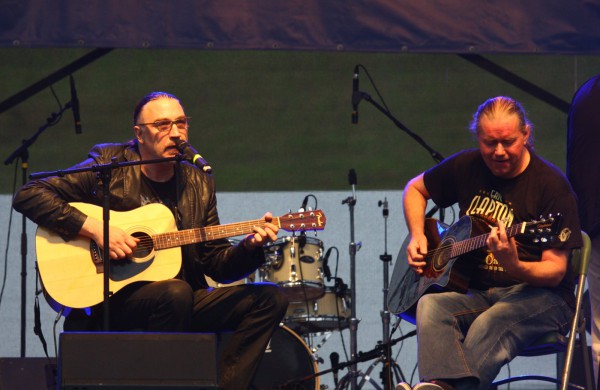 Jonavos gimtadienį plovęs lietus šventinės nuotaikos nesugadino