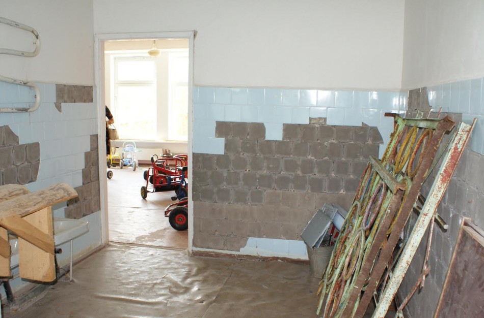 Į Ruklą atvykusių pabėgėlių vaikams – apleistos patalpos vaikų darželyje