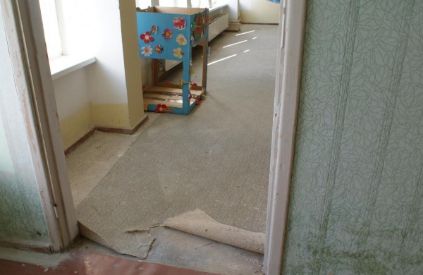 Į Ruklą atvykusių pabėgėlių vaikams – apleistos patalpos vaikų darželyje