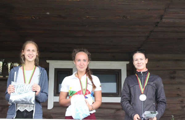 M. Jurgelevičiūtė apgynė diskgolfo čempionės titulą ir ketvirtą kartą iš eilės tapo stipriausia Lietuvoje