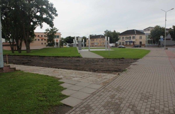 Tvarkomas įvažiavimas į „Svetainės“ kiemą