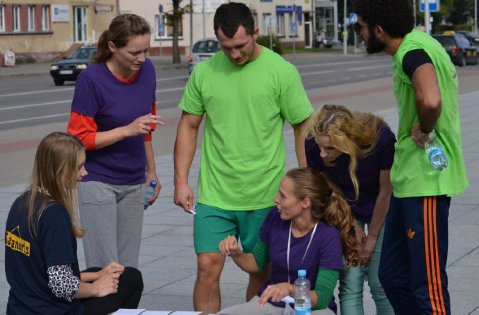 Orientacininkams surengė ir "proto mankštą"