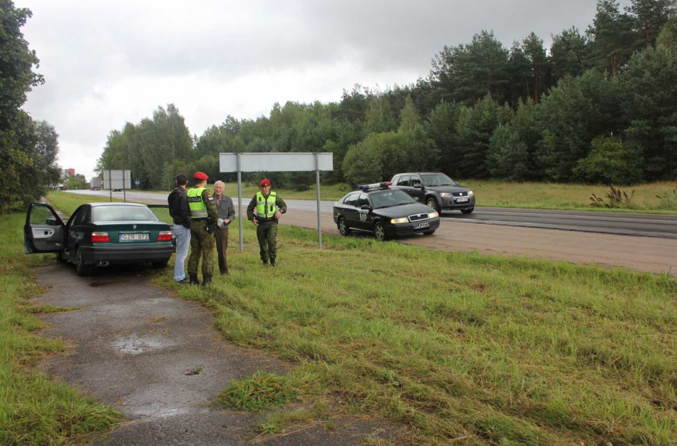 Į avariją patekę vairuotojai: „Policija į eismo įvykį nevažiuoja“
