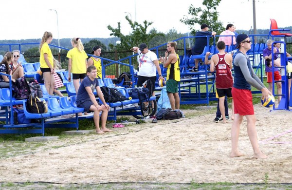 Jonavos paplūdimio tinklinio lyga baigėsi, sužaistos 141 rungtynės