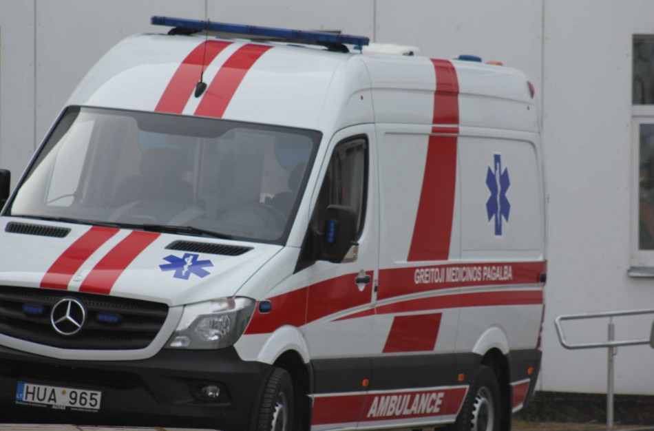 Kaune gydomas iš savadarbio ginklo susižalojęs Jonavos rajono gyventojas