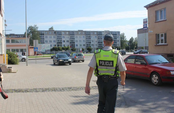 Baudė vairuotojus, sukančius į Klaipėdos gatvę