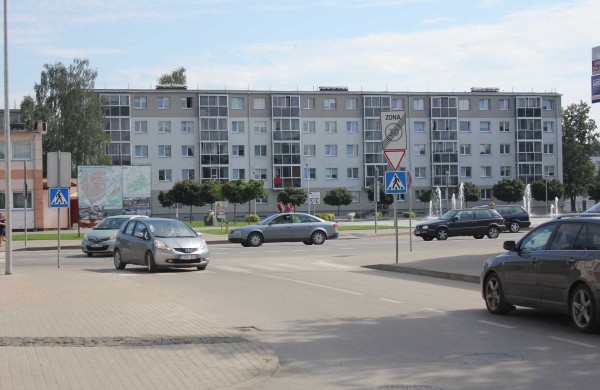 Baudė vairuotojus, sukančius į Klaipėdos gatvę