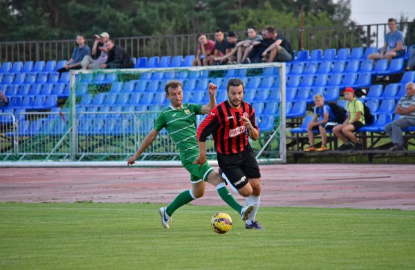 Su „Prelegentais“ Jonavos senjorai pasidalino po tašką