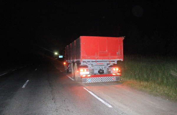 Netoli Jonavos – avarija, susidūrė motociklas ir krovininis automobilis