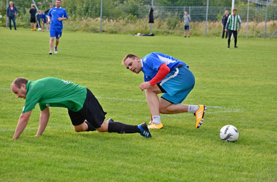 Rajono futbolo pirmenybės: pirmieji „Transachemos“ prarasti taškai, „Energija“ traukiasi iš pirmenybių