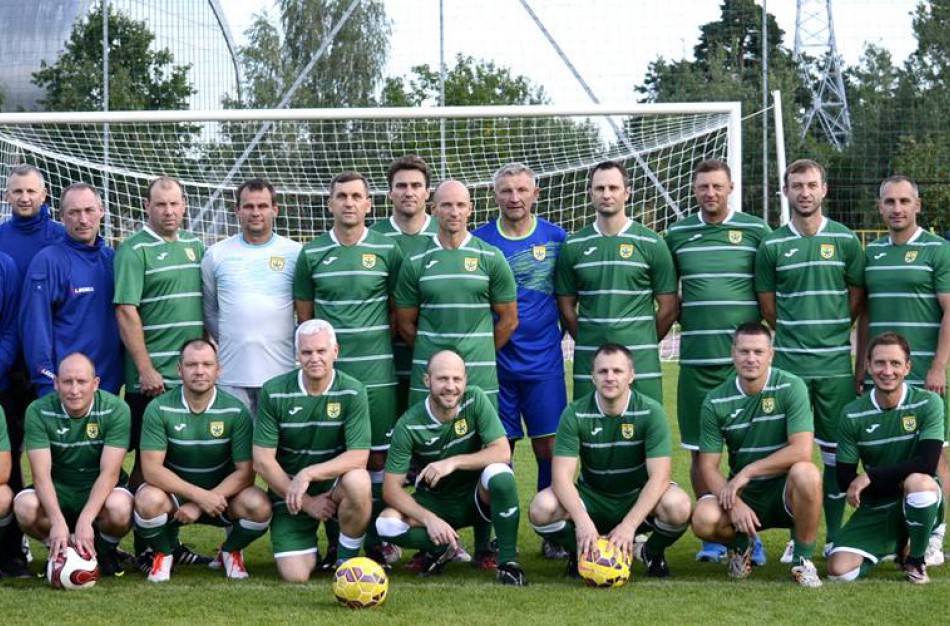 Jonavos futbolo senjorai parklupdė regiono lyderius