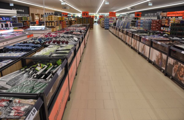 „Lidl“ parduotuvė jau atvėrė duris ir Jonavoje