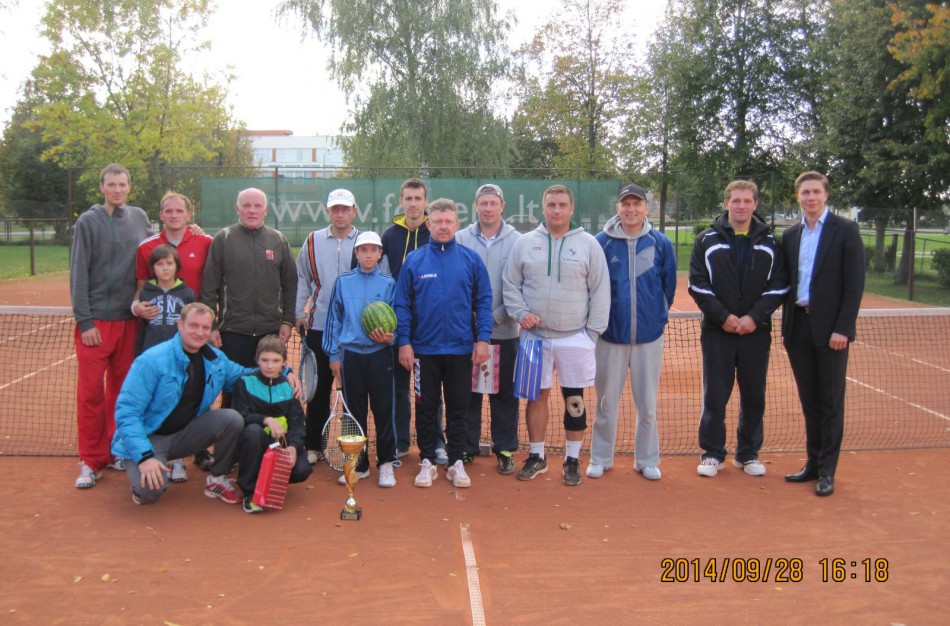 Tenisininkų šventė mero taurei laimėti