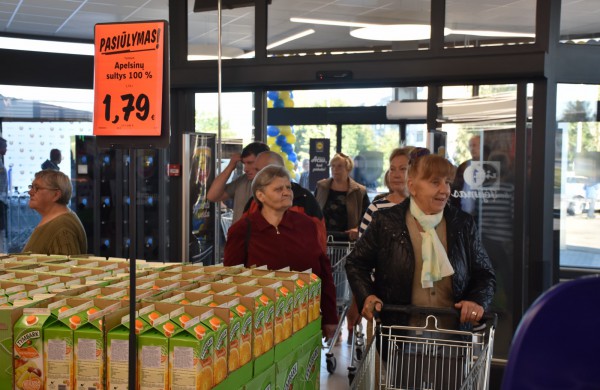 „Lidl“ parduotuvė jau atvėrė duris ir Jonavoje