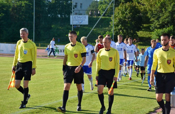 Tikslus Lauryno Stonkaus smūgis atnešė „Lietavai“ pergalę prieš „Utenį“