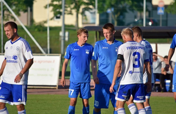 Tikslus Lauryno Stonkaus smūgis atnešė „Lietavai“ pergalę prieš „Utenį“