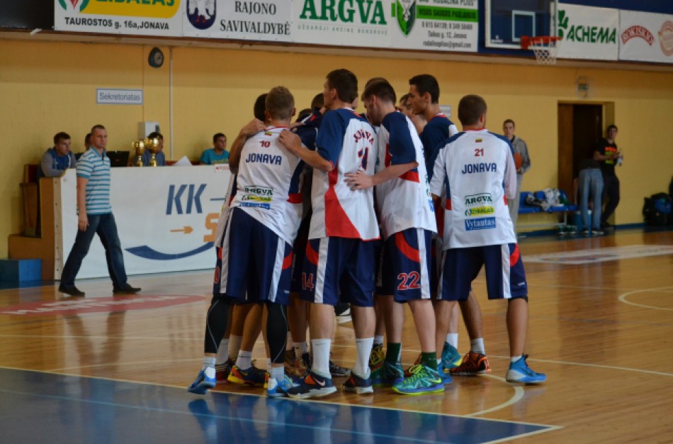 Pergalingas Jonavos krepšininkų savaitgalis