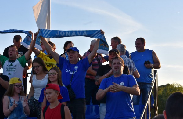 Tikslus Lauryno Stonkaus smūgis atnešė „Lietavai“ pergalę prieš „Utenį“