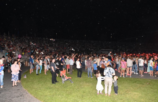 Festivalis „Vasara Jonavoje“ baigėsi: Joninių slėnyje nuskambėjo paskutinis šios vasaros koncertas