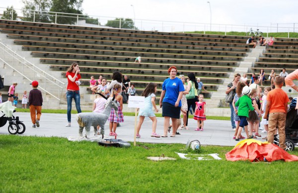 Joninių slėnyje – vaikų ir tėvų susibūrimas