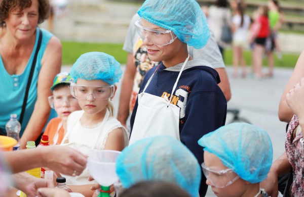 Joninių slėnyje – vaikų ir tėvų susibūrimas
