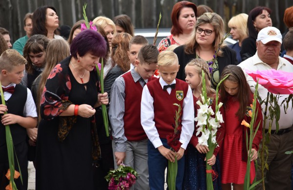 Jonavos mokyklos pasitiko Rugsėjo 1-ąją