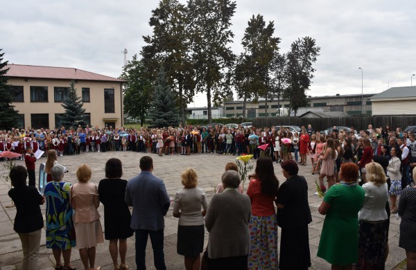 Jonavos mokyklos pasitiko Rugsėjo 1-ąją