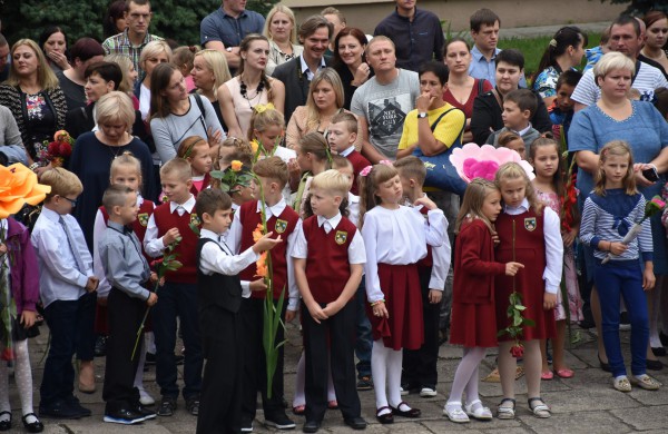 Jonavos mokyklos pasitiko Rugsėjo 1-ąją