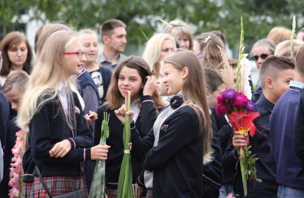 Jonavos mokyklos pasitiko Rugsėjo 1-ąją