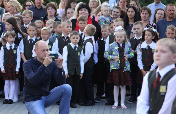 Jonavos mokyklos pasitiko Rugsėjo 1-ąją