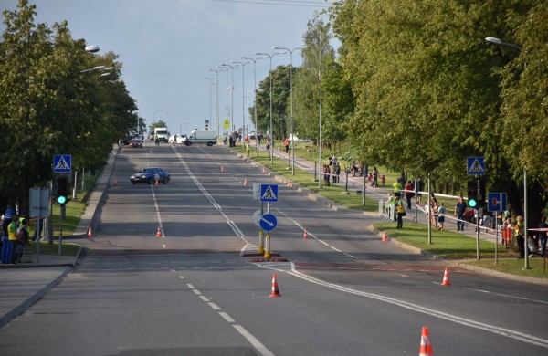 Ralio „Aplink Lietuvą“ dalyviai užsuko ir į Jonavą