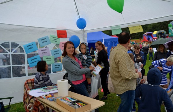 Prie akcijos „Už saugią Lietuvą“ Jonavoje prisijungė Martynas Starkus ir Simona Bandita