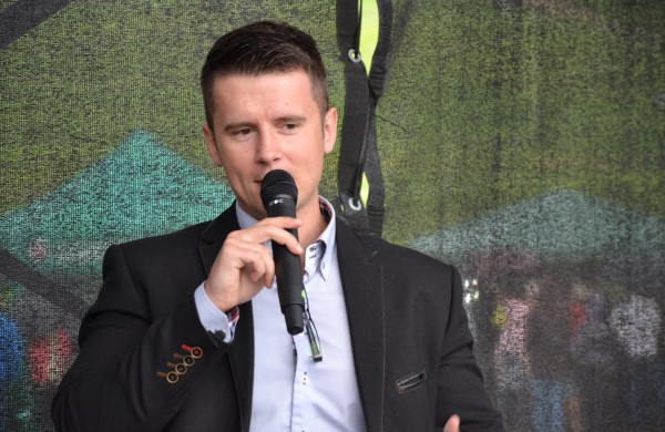 Prie akcijos „Už saugią Lietuvą“ Jonavoje prisijungė Martynas Starkus ir Simona Bandita