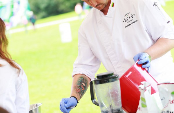 Prie akcijos „Už saugią Lietuvą“ Jonavoje prisijungė Martynas Starkus ir Simona Bandita