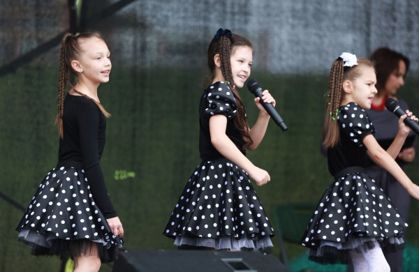 Prie akcijos „Už saugią Lietuvą“ Jonavoje prisijungė Martynas Starkus ir Simona Bandita