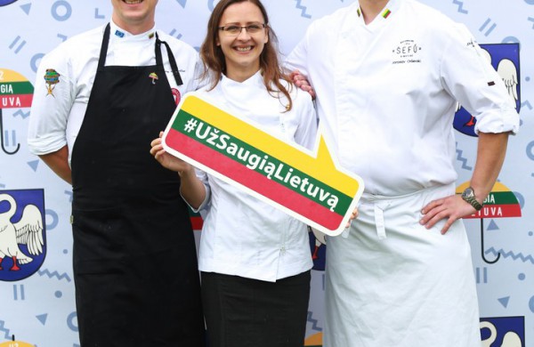 Prie akcijos „Už saugią Lietuvą“ Jonavoje prisijungė Martynas Starkus ir Simona Bandita