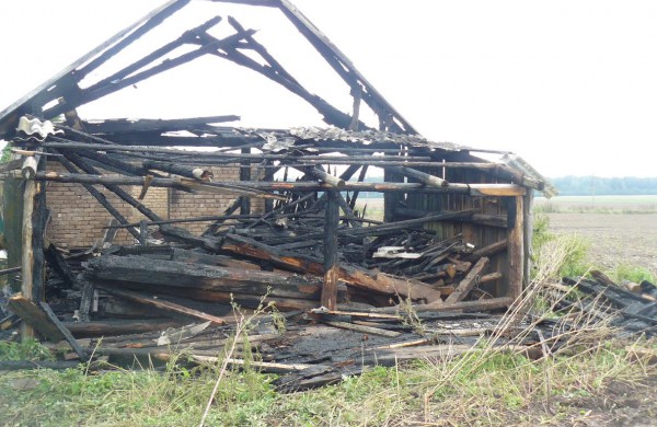 Bukonių seniūnijoje – gaisras, turtas – draustas