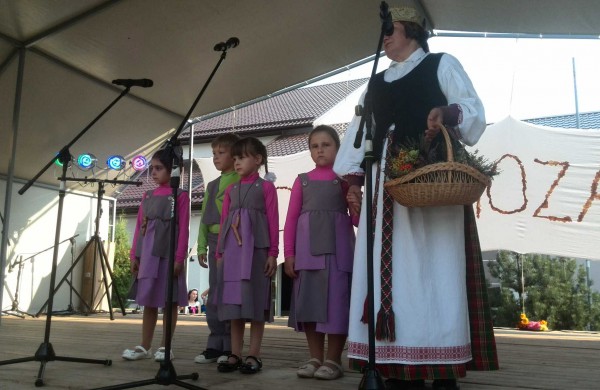 Šventė “Rudens mozaika” dar labiau suartina Šveicarijos bendruomenę