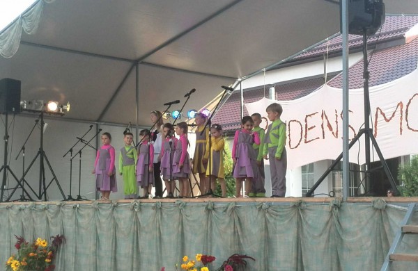 Šventė “Rudens mozaika” dar labiau suartina Šveicarijos bendruomenę